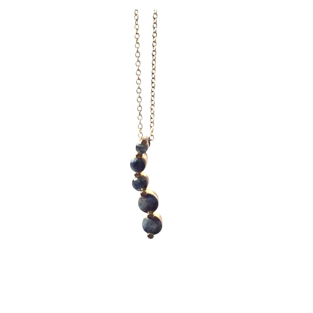 Sterling silver necklace with pendant